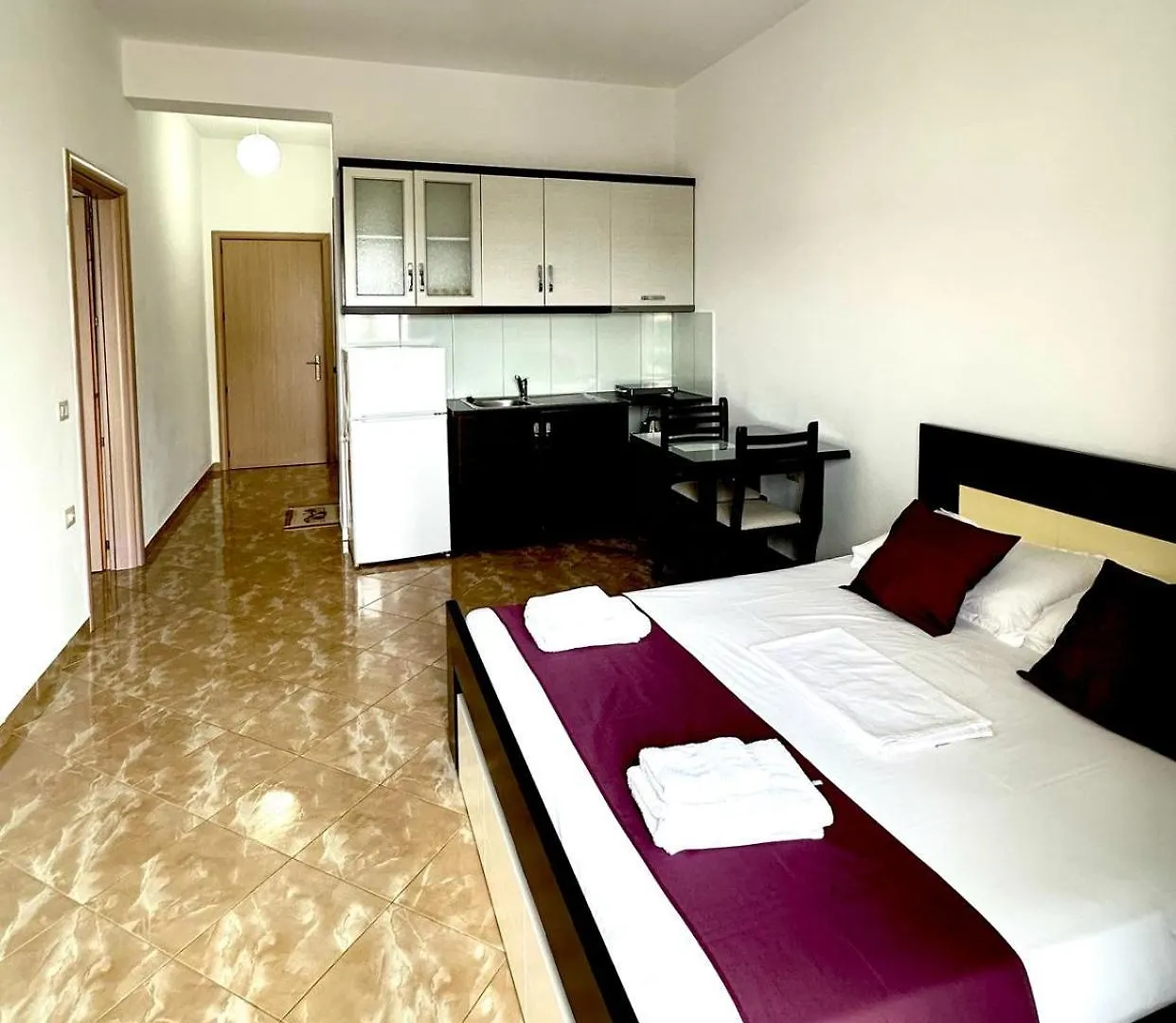 Seli'S Vila Ksamil Guest house
