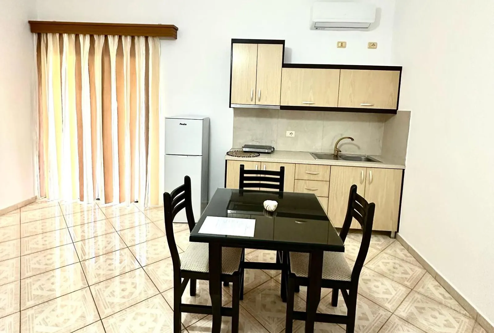 Seli'S Vila Ksamil Guest house