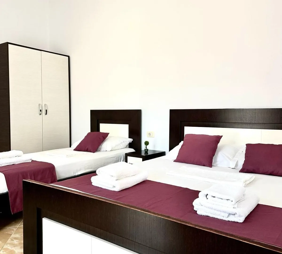 Seli'S Vila Ksamil Guest house