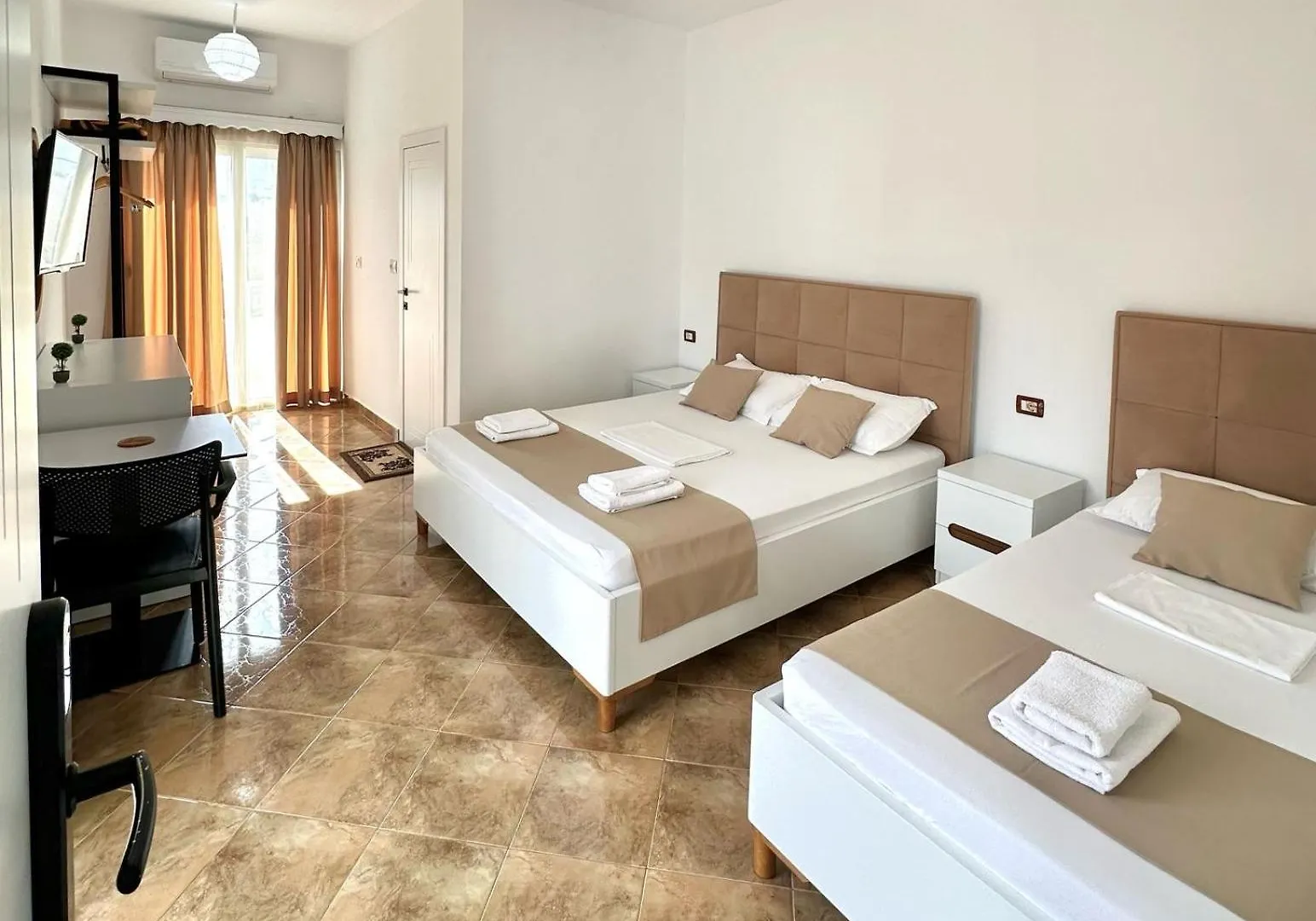 Guest house Seli'S Vila Ksamil
