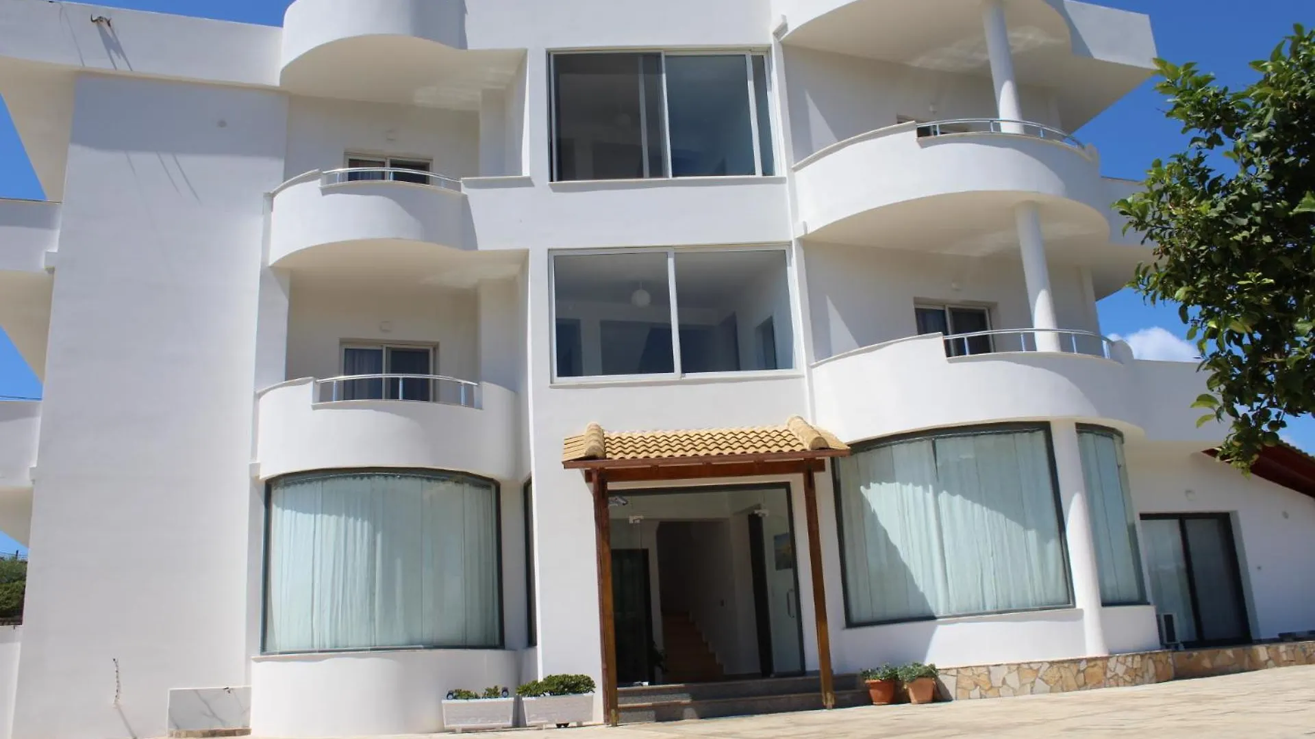 Guest house Seli'S Vila Ksamil Albania